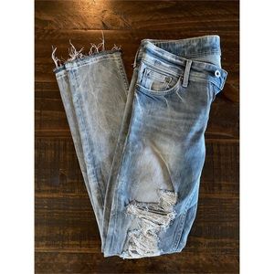 Distressed H&M Low Waist Skinny Jean size 25